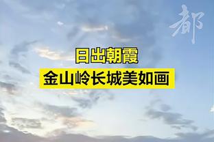 继续进化！马克西三分11中6砍下25分 并送出10次助攻！